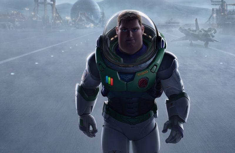 ¡OMFG! Disney permitirá beso lésbico en 'Lightyear', la nueva película de Pixar