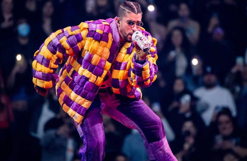 ¡Se echa una manuela! Este es el remedio de Bad Bunny para el estrés 