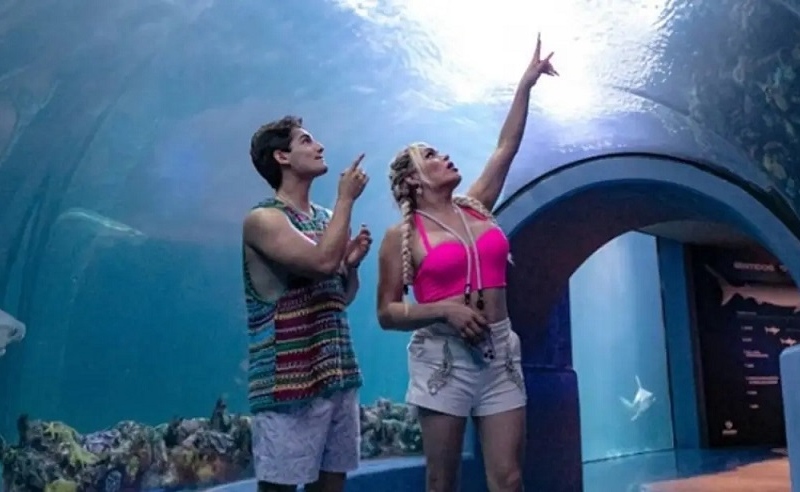 Wendy Guevara y Emilio Osorio visitan el Acuario de Veracruz