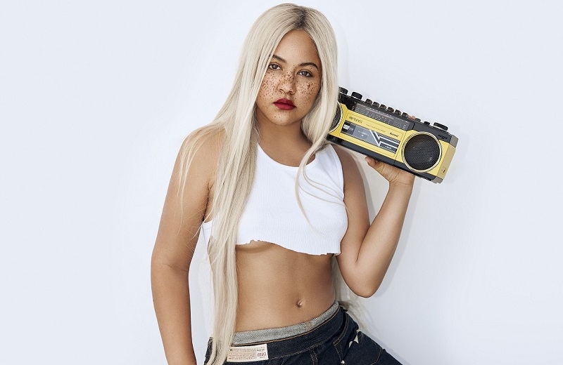 Kat Deluna llega a México con su bachata urbana 'Kruela' (+video)