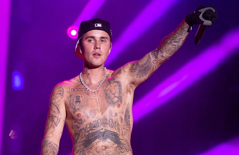 Justin Bieber sale a relucir tras arresto de Diddy Combs por tráfico s3xu4l (+fotos/video)