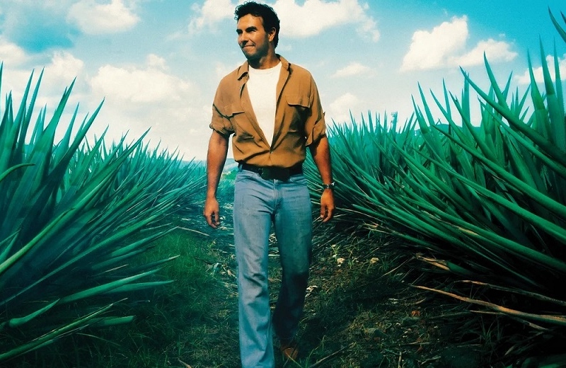 'Checo' Pérez enciende pasiones con sus fotos de GQ (+fotos)