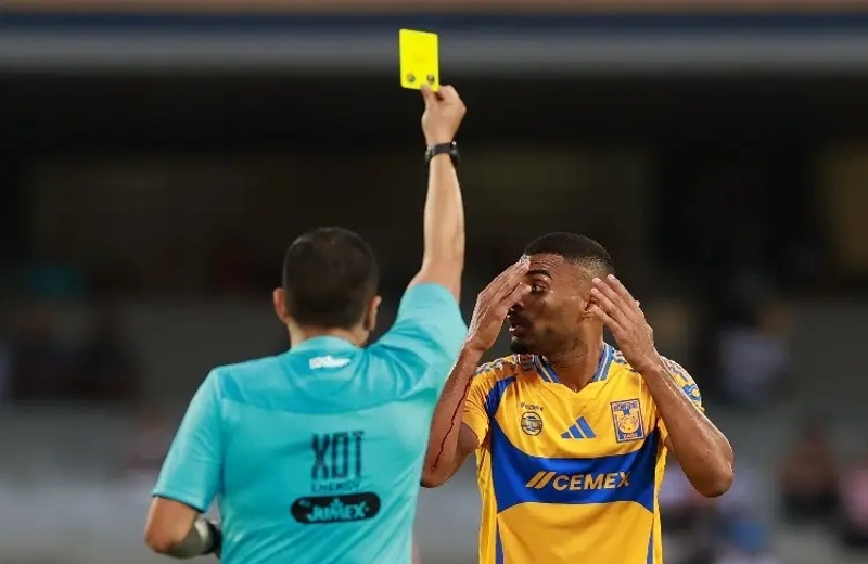 Árbitro de Liga MX es drogado y asaltado por 'Chica de Compañía'