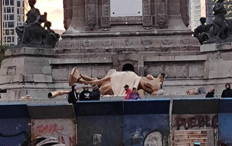 ¿Se cae el Ángel de la Independencia!?