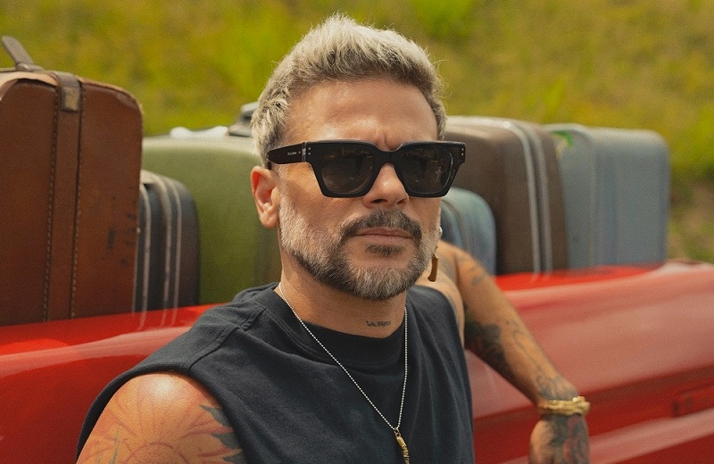  Pedro Capó le canta al amor de una manera fresca, con su nueva rola (+video)