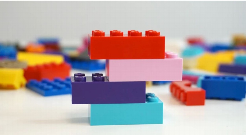 Hoy es Día Del Lego