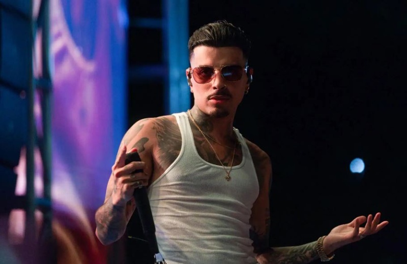 Rauw Alejandro anuncia que recorrerá varias ciudades de Europa con su gira 'Cosa Nuestra'