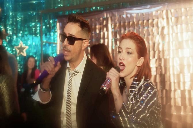 ¡Estamos bien! Es el regreso de Moenia pero con Paty Cantú.