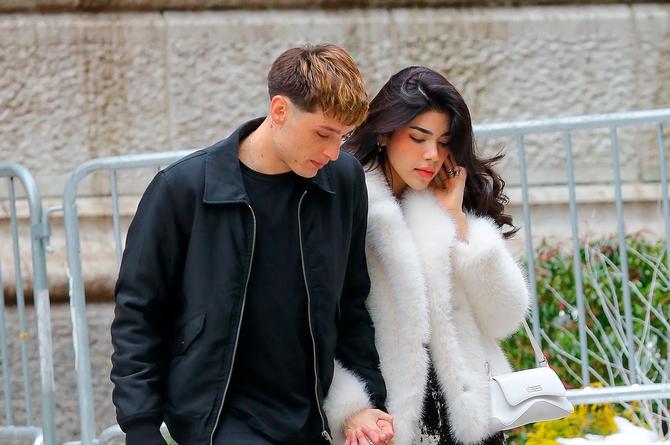 ¡OMG! ¿Peso Pluma y kenia Os confirman romance?