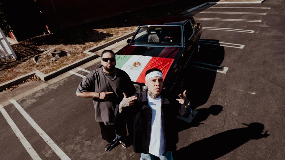 Santa Fe Klan y el Dj Deorro lanzan loa cumbia rap 'La Bandera' (+video)