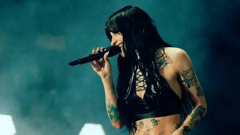 Cazzu estrena su nuevo álbum "Latinaje": un homenaje a América Latina