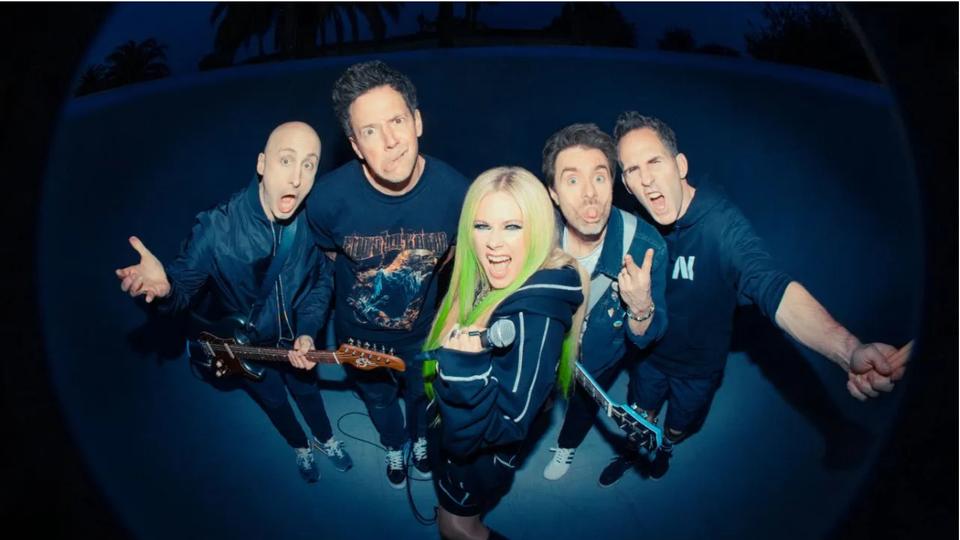 Avril Lavigne y Simple Plan Nueva Canción (+Video)