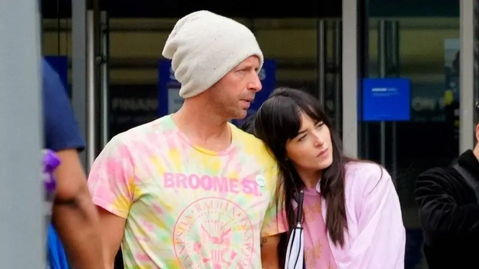 Razones por las que Dakota Johnson y Chris Martin habrían tronado 