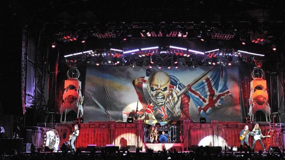 Iron Maiden Prohiben Celulares en sus Conciertos!