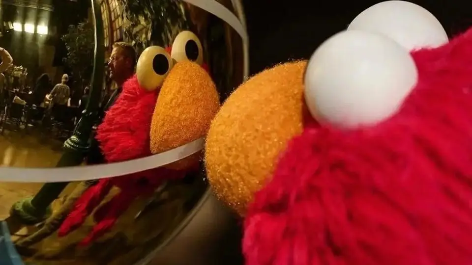 Hackean cuenta en X de Elmo, de 'Plaza Sésamo'