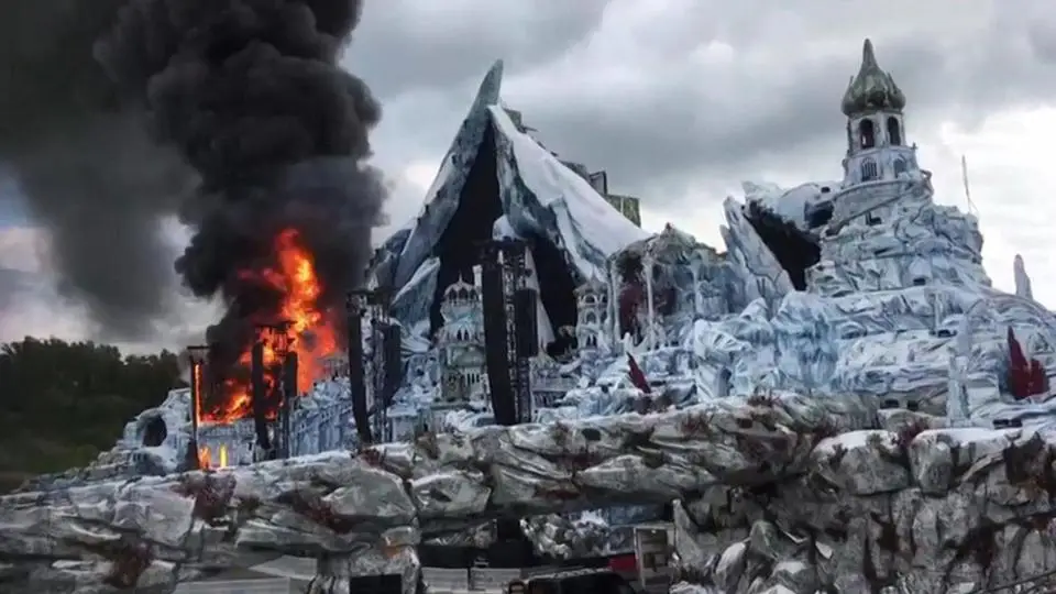 Incendio en el escenario de Tomorrowland 2025 desata incertidumbre ¿Qué pasará con el festival?