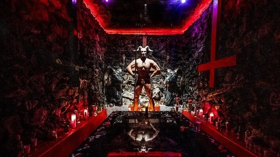 ¡En la mother! Abrirán un templo satánico en Boca del Río