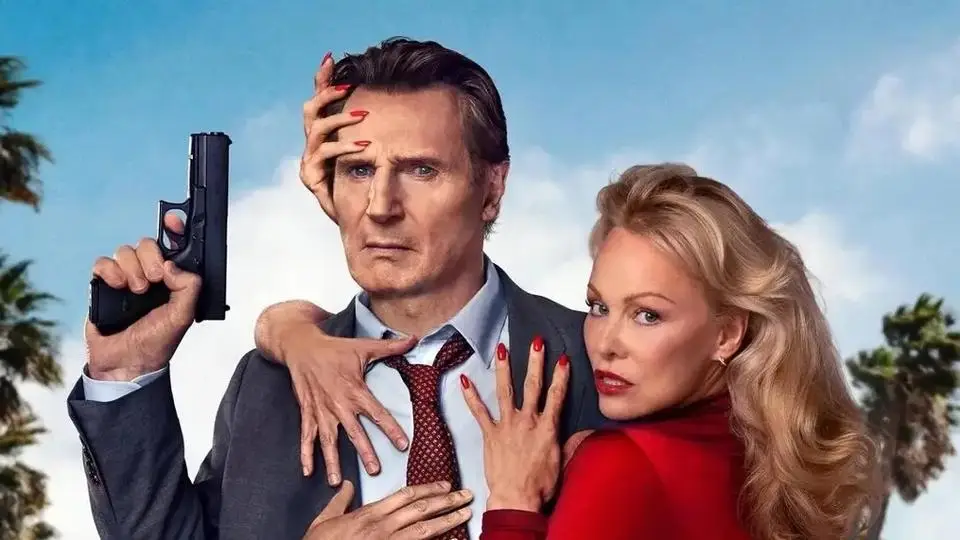 Liam Neeson, el torpe hijo del teniente Frank Drebin en la nueva 'The Naked Gun'