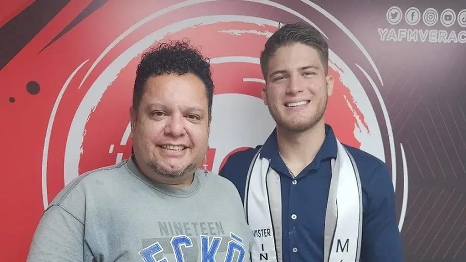 ¡Duelo de guapos! Míster Model México en Ya! FM con Byron Zamora