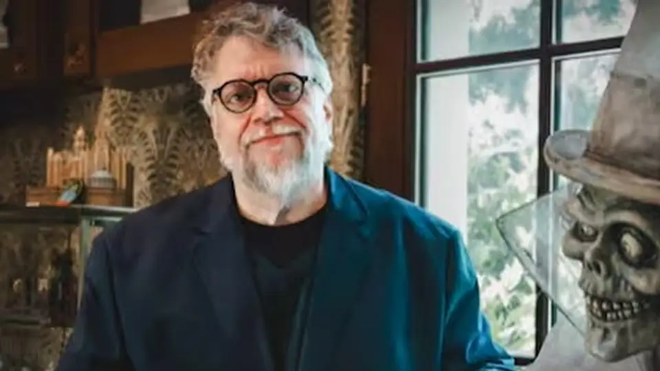 ¡Guillermo del Toro subastará piezas de su colección Bleak House! (+FOTO)