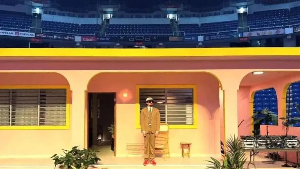 Disparan contra casa  de Bad Bunny tras demanda millonaria