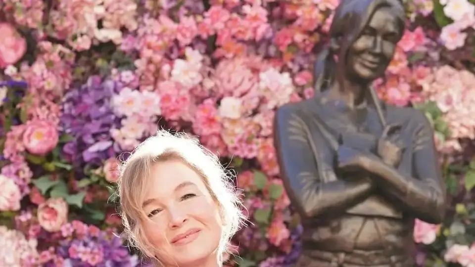 Renée Zellweger inaugura estatua dedicada a Bridget Jones ¿Dónde?