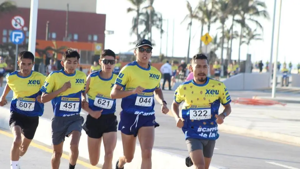 Últimos días para escoger la talla de tu playera de la Carrera de la U ¡Inscríbete!