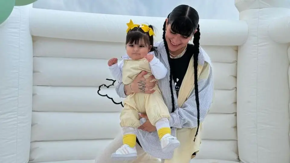 Cazzu rompe el silencio: cría sola a Inti y aclara que en su casa no suena Nodal