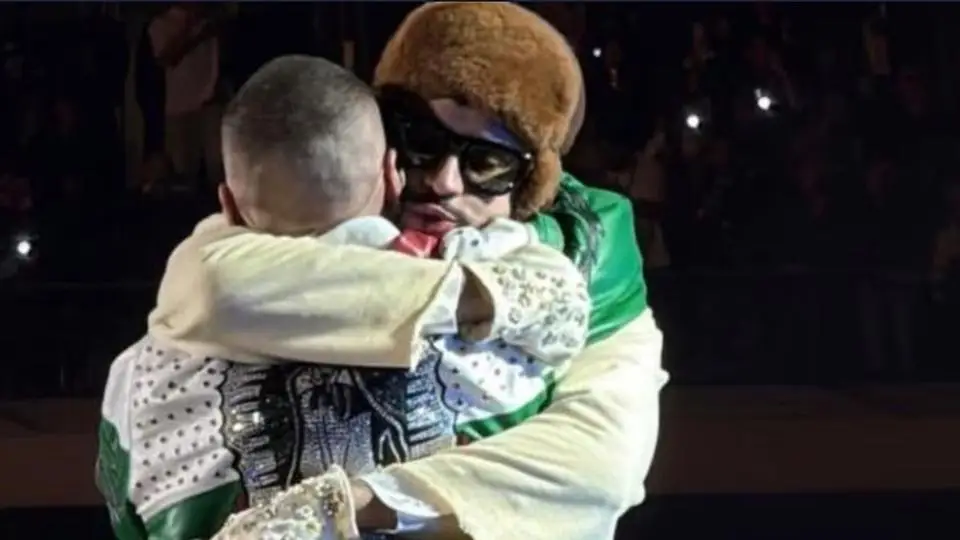 Bad Bunny y J Balvin se reconcilian en México ¡Hasta se abrazaron!