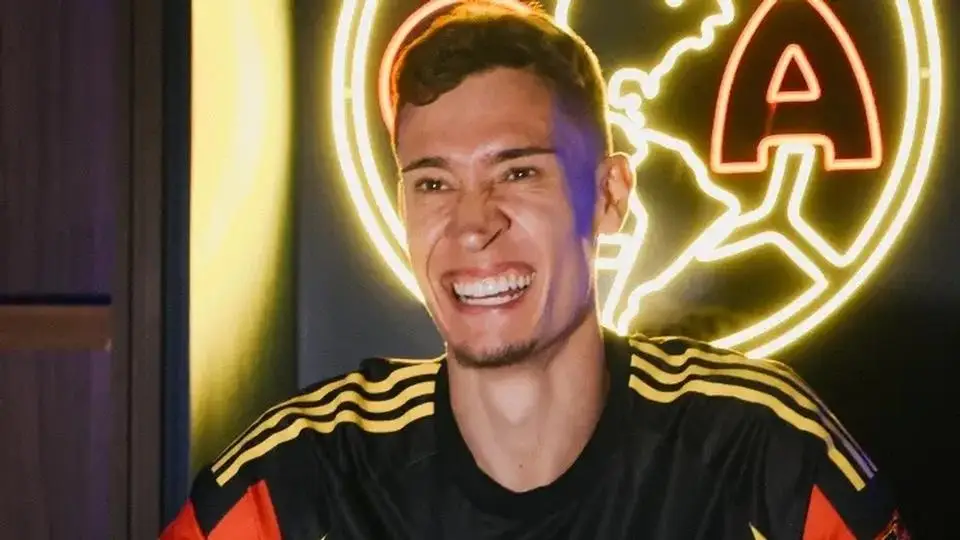 ¡Refuerzos que ilusionan! América hace oficial la llegada de Rodrigo Dourado (+foto/video)