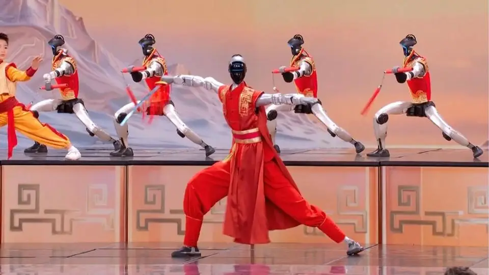 China Ya! tiene robots humanoides (+VIDEO)