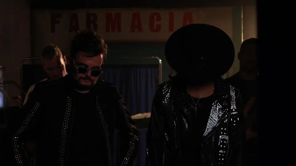 ¡Flow electrónico! Aleks Syntek y Ruk-O lanzan ‘Perro Callejero’ (+video)