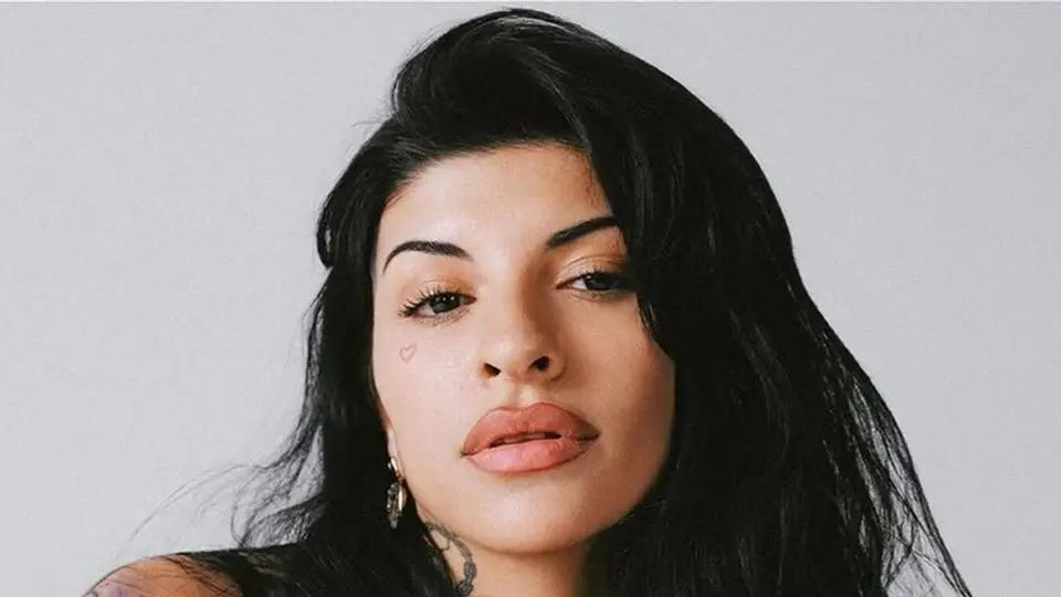 Cazzu reacciona tras polémica frase de Christian Nodal en canción de Rauw Alejandro (+video)