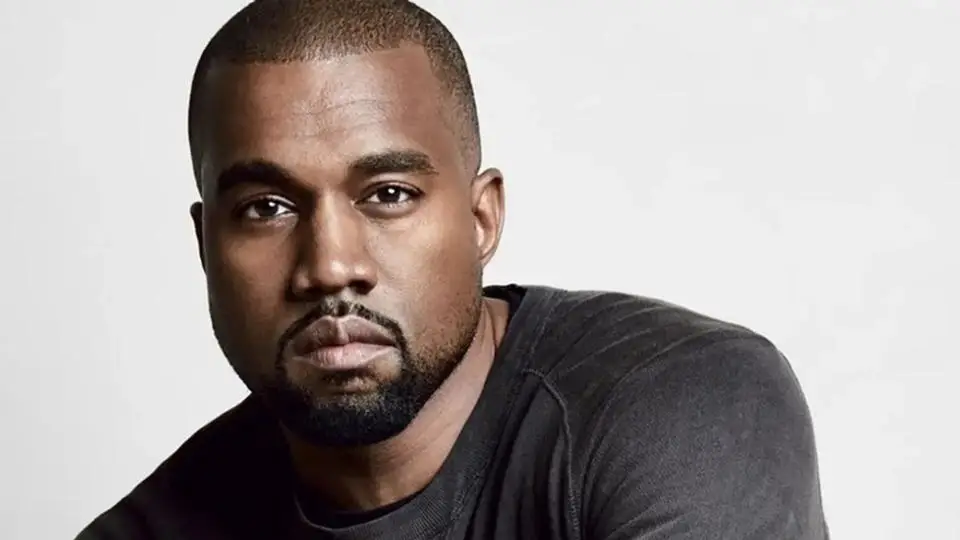 ¡Trakaaa! Kanye West deberá pagar 140 mil dólares a exempleado