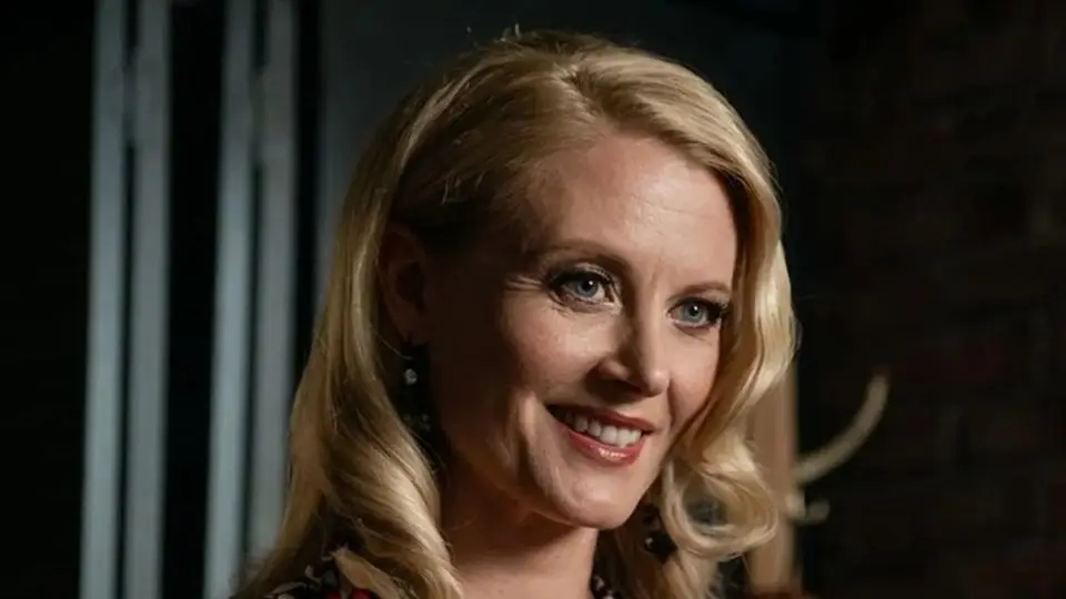 Muere Carrie Ann Fleming, actriz de 'Supernatural' y 'iZombie'