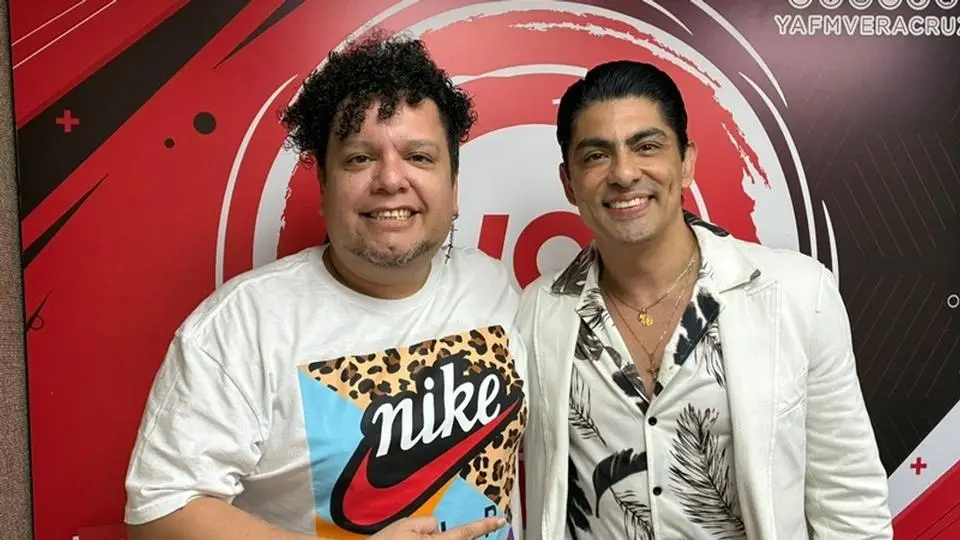 Víctor García en la cabina impactante de Ya! FM 102.9 con Byron (+video)