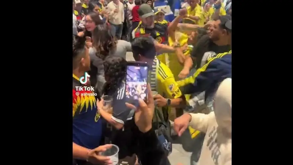 ¡Terrible! Pelea campal entre aficionados del América y Nashville (+video)