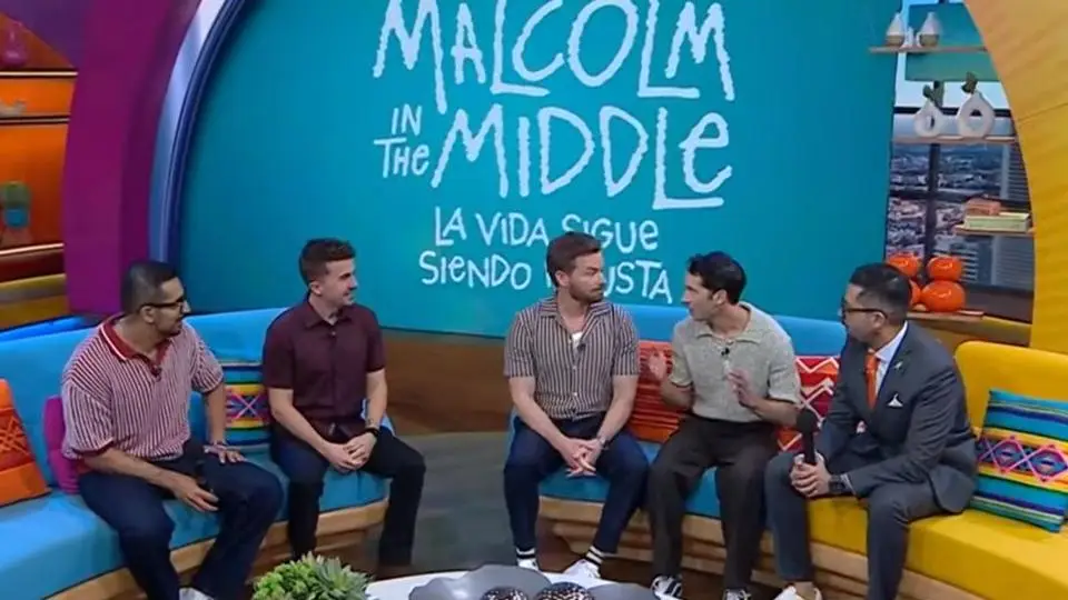 ¿Ahora que hicieron? Elenco de 'Malcolm el de en medio' es sorprendido en Venga la Alegría (+video)
