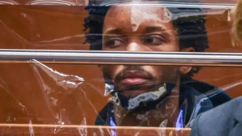 Rapero D4vd se declara inocente del asesinato de una menor hispana en EU