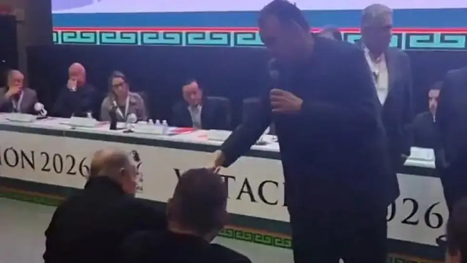 ¡Hasta con lágrimas en los ojos! David Faitelson pide disculpas a José Ramón (+video)