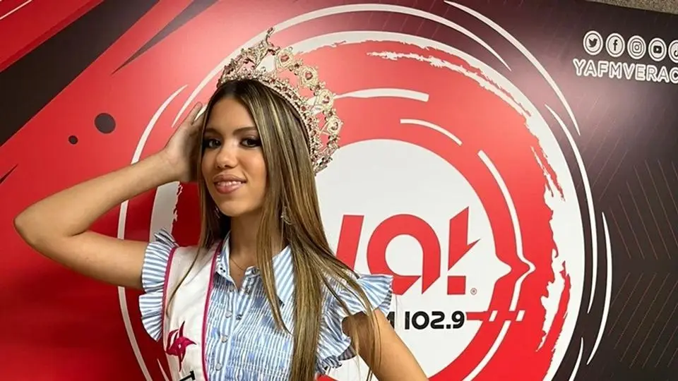 Reina de belleza nacional visita la cabina impactante de Ya! FM (+fotos/video)