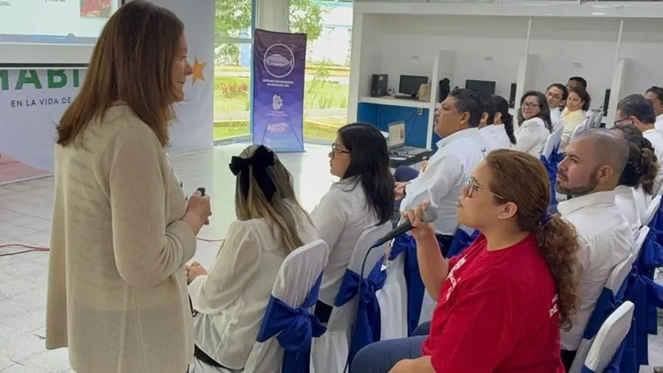 Estudiantes y padres destacan compromiso de Constellation Brands con la educación en Veracruz